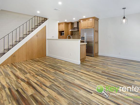 3rd image of 2255 Segundo Ct APT 2