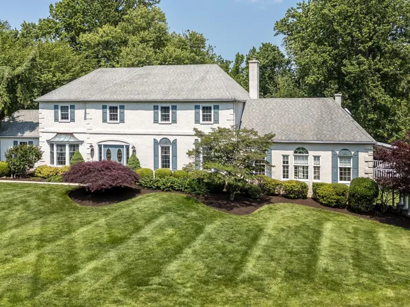 760 Audubon Dr, North Wales, PA 19454