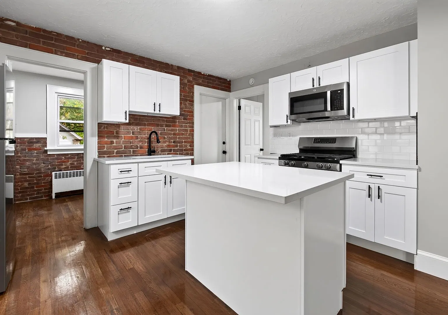 32-34 Evans St, Torrington — Photo 1