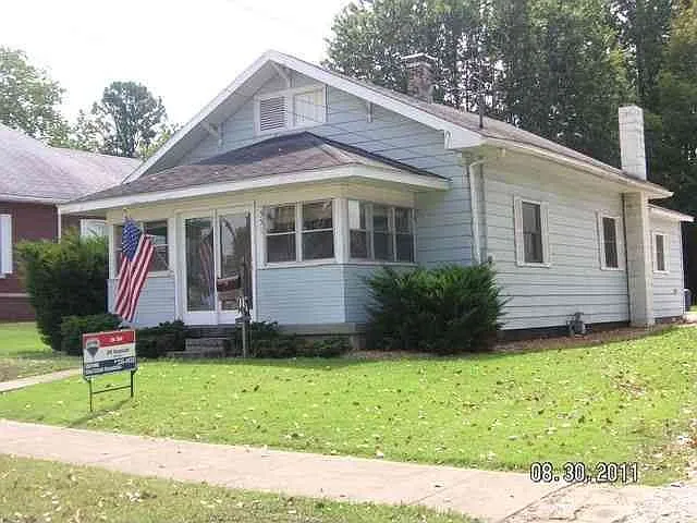 551 W Johnson St photo 1