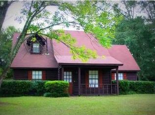 134 Camellia Rd, Millbrook, AL 36054