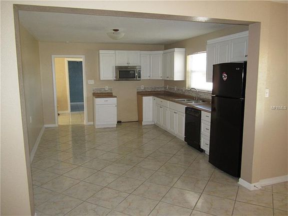 4th image of 7307 N Huntley Ave