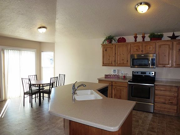5th image of 2924 S Broad Creek Dr