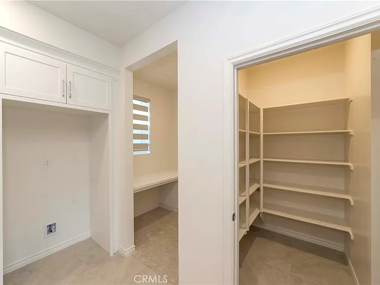 11502 Artesia — Photo 12