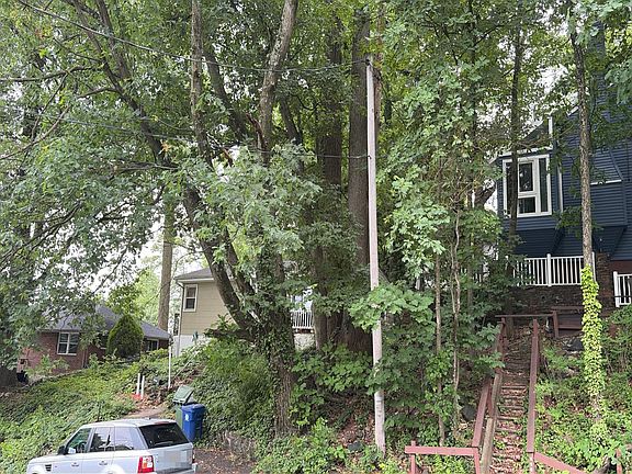 2nd image of 3903 Glenmore Ave