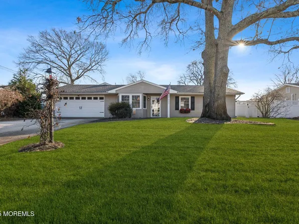 327 Lawrence Drive, Lanoka Harbor, NJ 08734