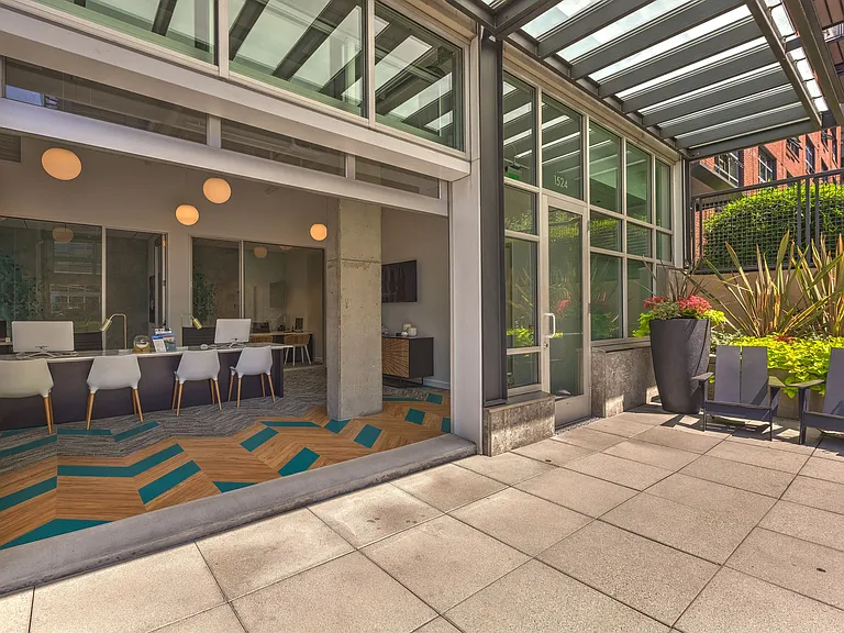 Equinox Apartments — Photo 45