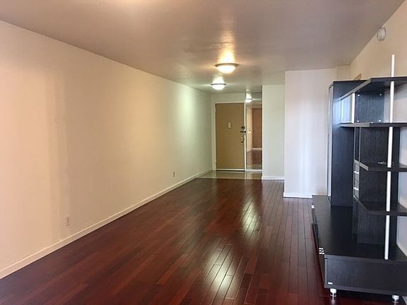 2nd image of 8006 47th Ave APT 2E