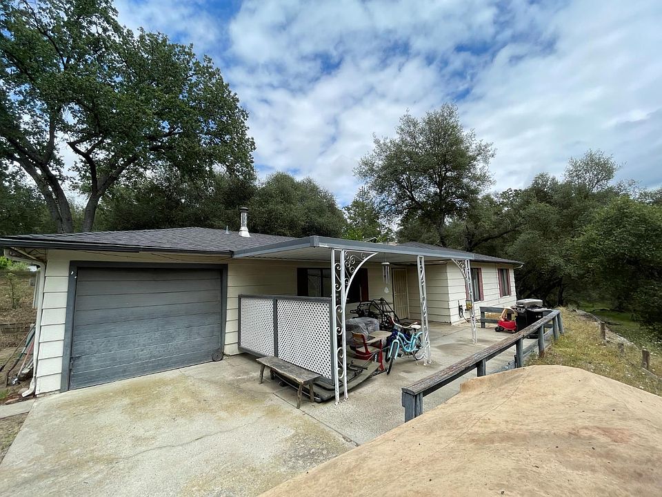 1st image of 40341 Redbud Dr