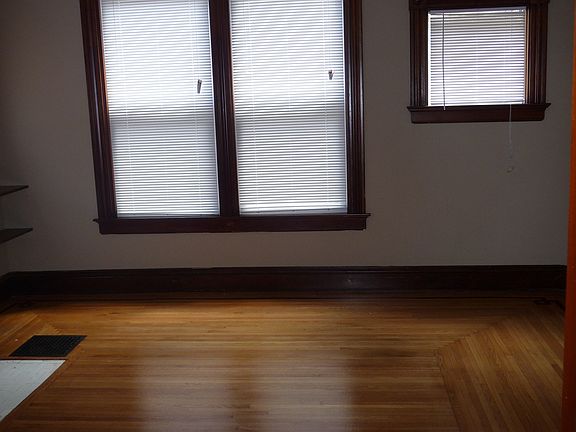 5th image of 5908 Cary Ave APT 1