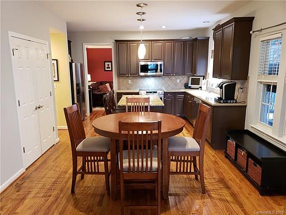 4th image of 215 Chandeleur Dr