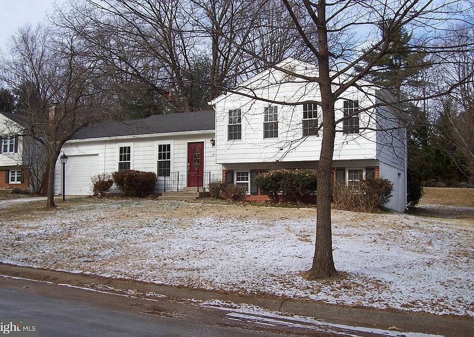 1st image of 2 Leyton Ct