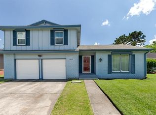 3853 Greenbriar Ln, Harvey, LA 70058