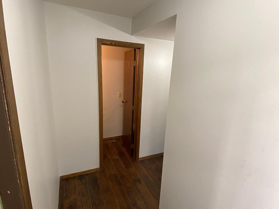 Entry Hallway