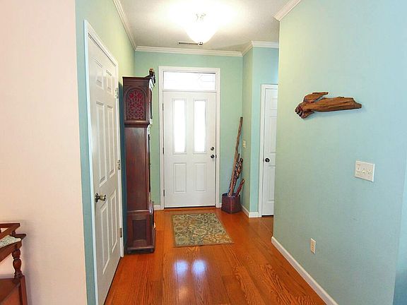 5th image of 112 Hollyvale Dr
