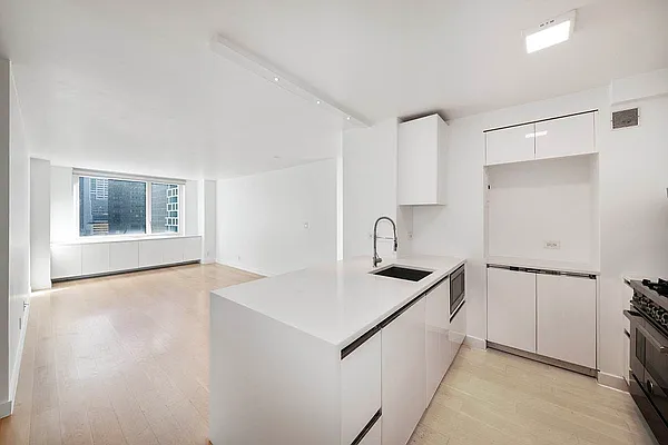 Rented by Home Ambassadors | media 9