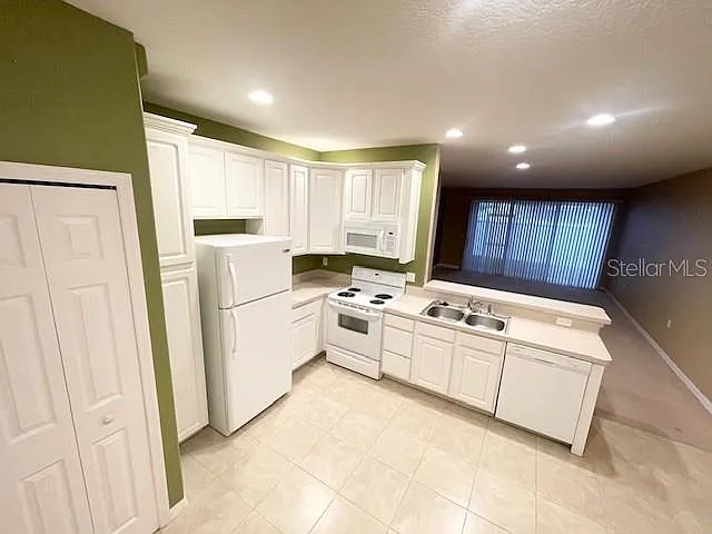 6012 Parkside Meadow Dr — Photo 8