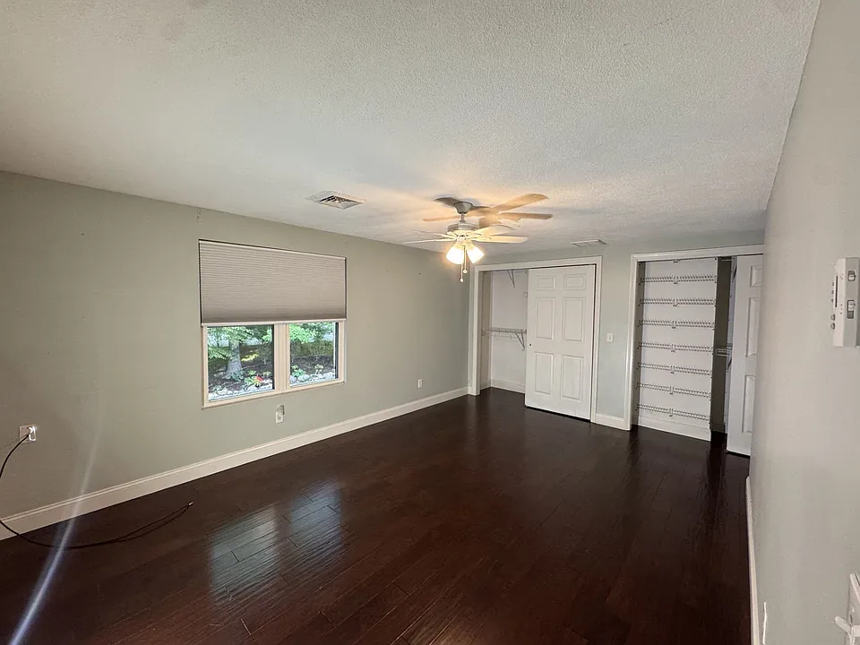 3 Overlook Cir #1