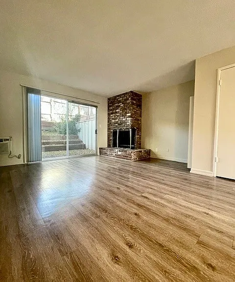 57 Tahoe Ct #6 — Photo 3