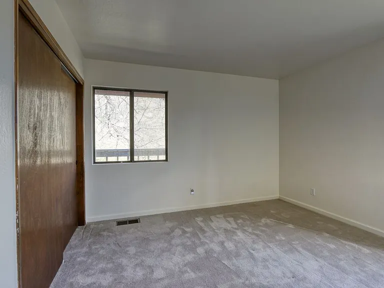 24450 Willow Pass Dr — Photo 20