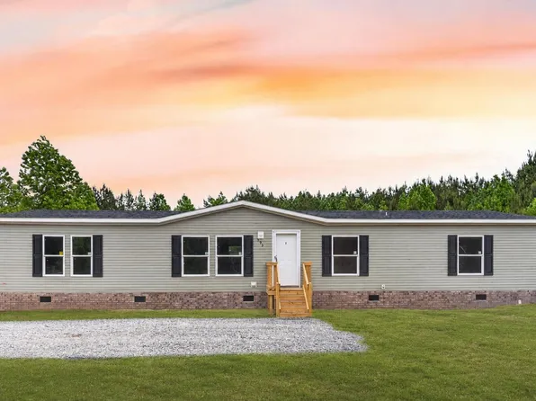 393 Herndon St, Walterboro, SC 29488