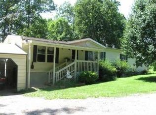 145 Deer Cove Dr, Greenback, TN 37742