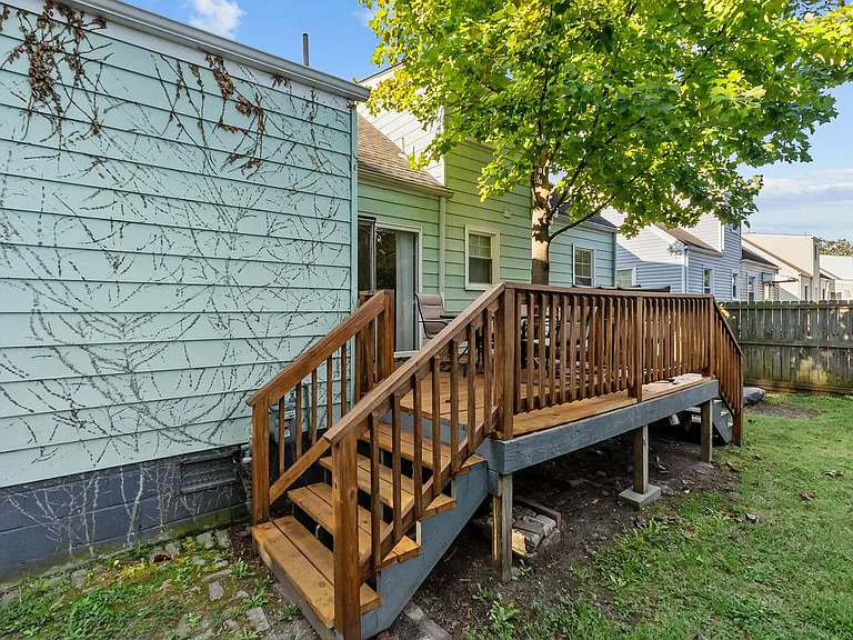 424 E Ocean Ave — Photo 25