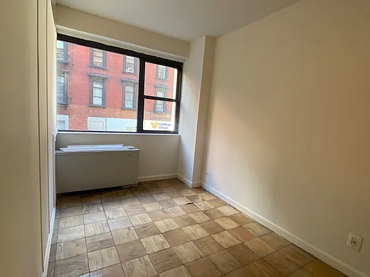 Rented by REAL New York | media 17