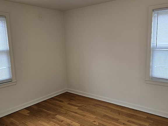2nd image of 410 E Bruce Ave #3