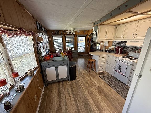5th image of 1216 Marlin Ln