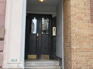 2114 Walnut St APT 1F, Philadelphia, PA 19103