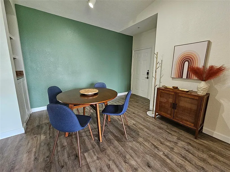 8335 38th Street Cir E #305 — Photo 12