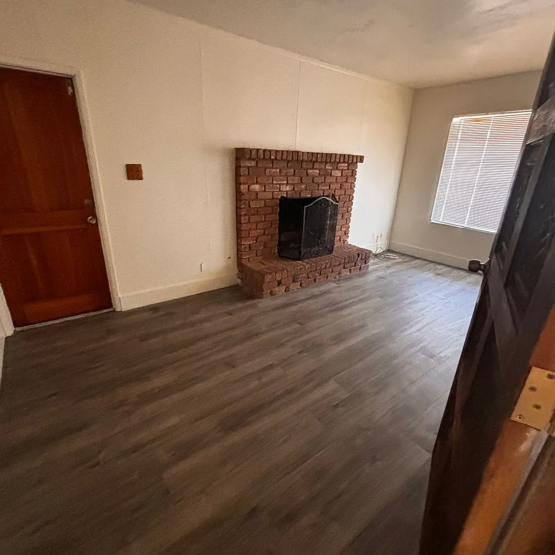 4 Bedroom rental home in Tempe! — Photo 3