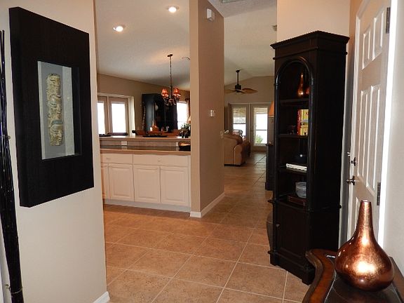 3rd image of 1637 Belle Grove Dr