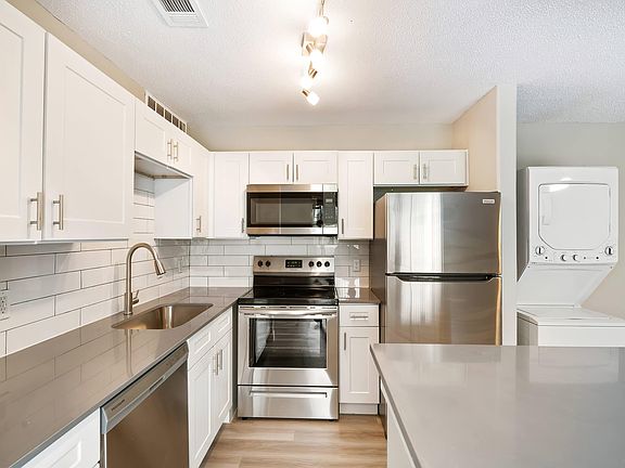 2nd image of 6011 Oakland Hills Dr #1108