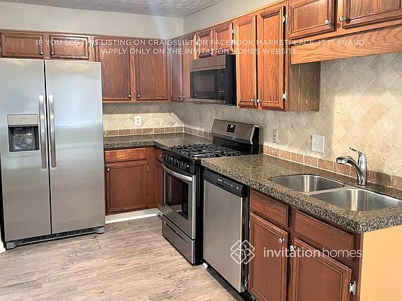 4th image of 1046 Kennesborough Rd NW
