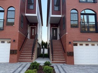 128 W 54th St FLOOR 2, Bayonne, NJ 07002