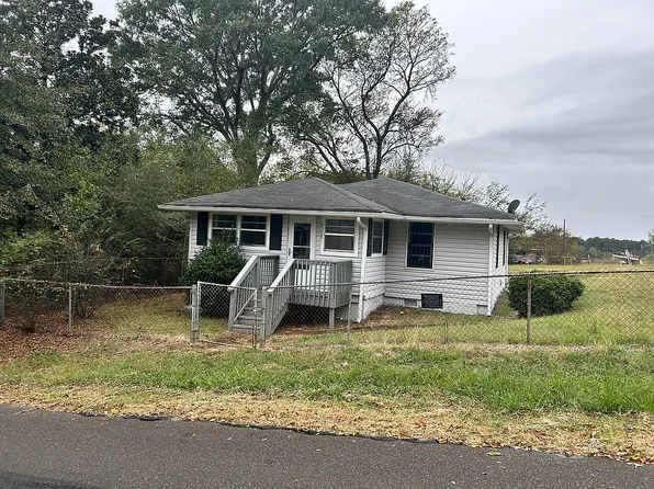 4552 Edwards St, Bessemer, AL 35020