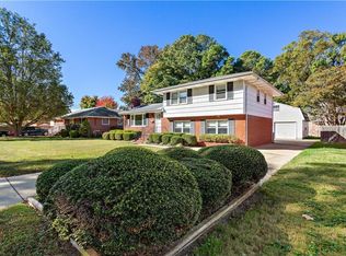 719 Macon Rd, Hampton, VA 23666