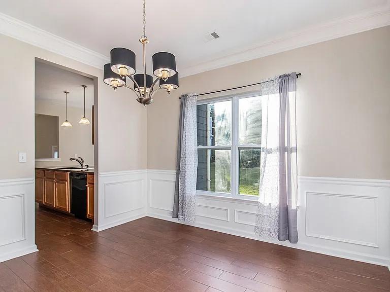 395 Sugarberry Ln — Photo 7