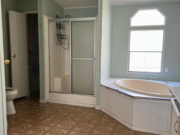 5th image of 1502 Studdard Rd