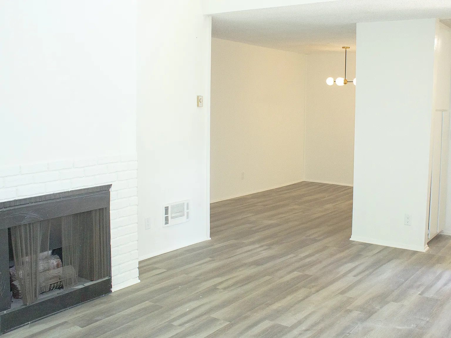 Overland Avenue 4900 - 309 — Photo 4