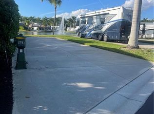 13477 Ladyfish Ln, Naples, FL 34114