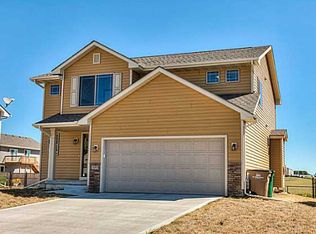 305 Filmore Ave SE, Bondurant, IA 50035