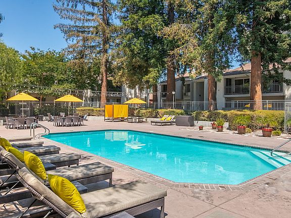 3rd image of 3480 Granada Ave #293