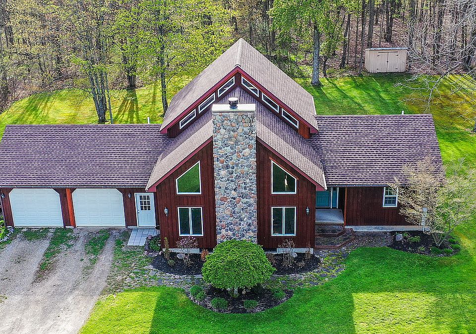 1st image of 587 Prosser Hill Rd