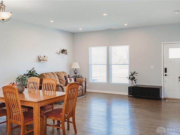 4th image of 1121 Sheffield Blvd