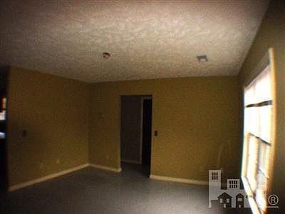 5th image of 334 Deepwood Court