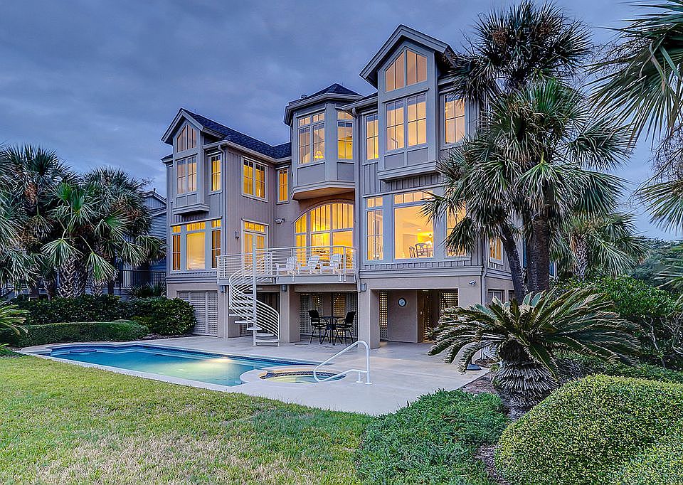 1st image of 111 Dune Ln #1