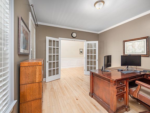 5th image of 108 Alderberry Ct